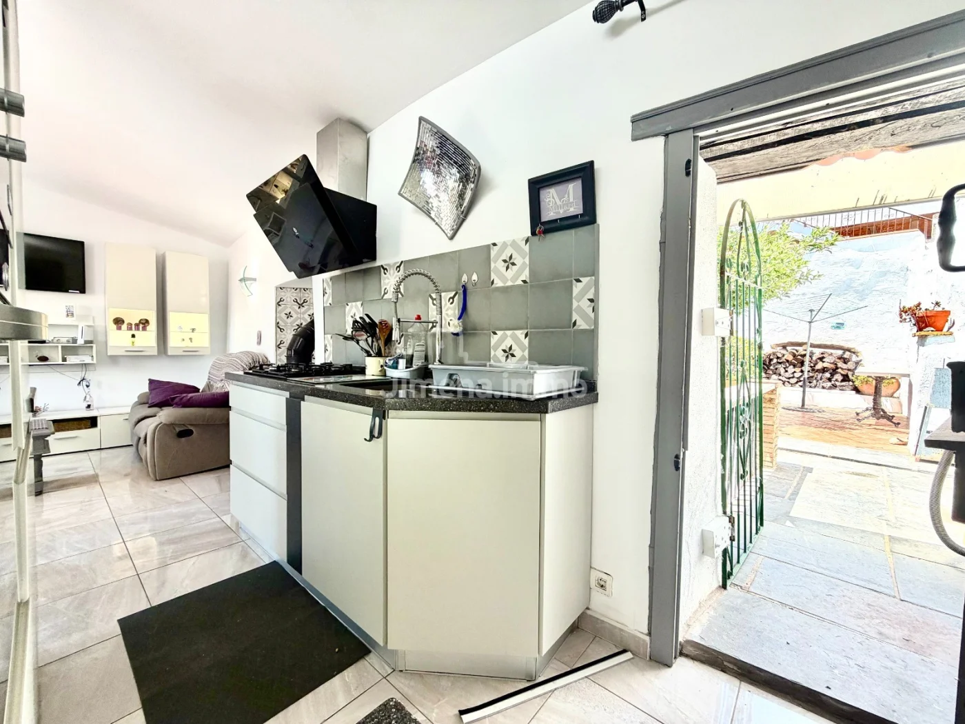 Propiedad con terraza y preciosas vistas